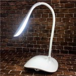Настолна LED лампа Fashion Style Desk с тъч бутон, 3 степени на осветяване и USB зареждане - 11