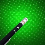 Зелен лазер писалка с дискотечна приставка, батерии и кутия - 11