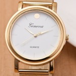 Дамски часовник Geneva Lady Gold с бял дисплей - 10
