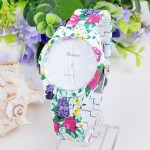 Дамски часовник Geneva Flower - бял - 6